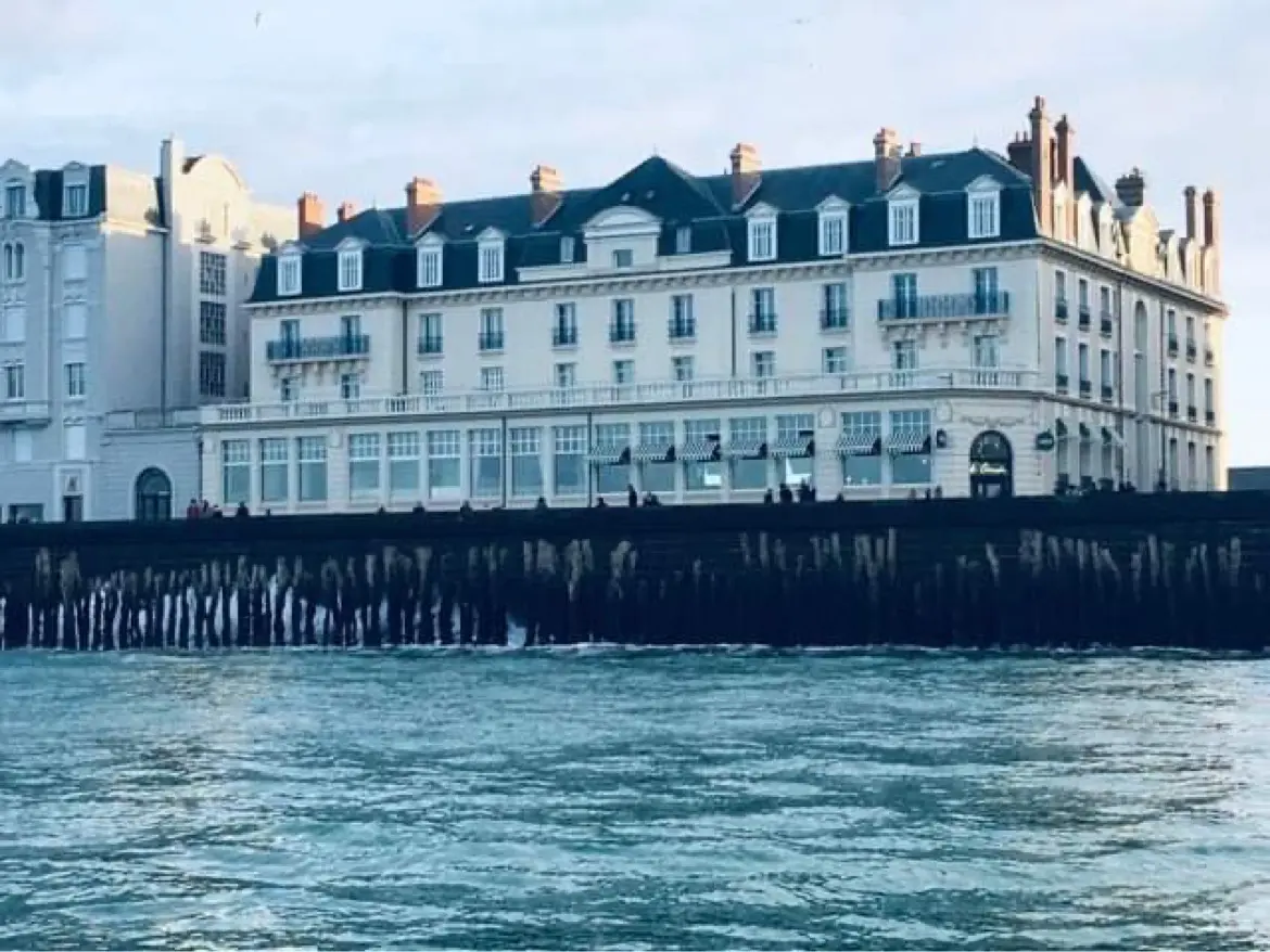 La Corniche